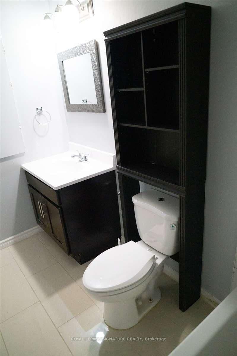 1885 Rosefield Road, Unit Lower thumbnail 7