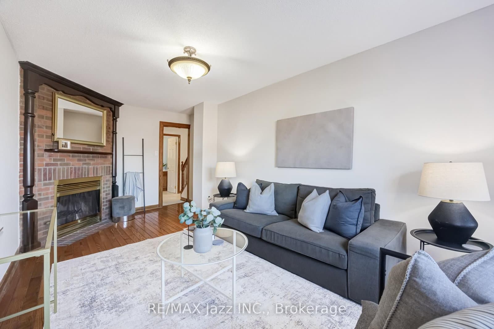2 Coomer Crescent thumbnail 14