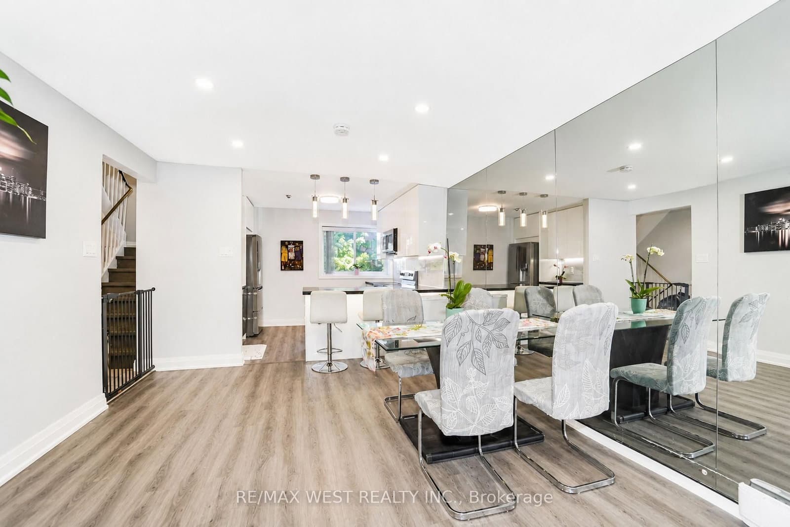 50 Scarborough Golf Club Road, Unit 159 thumbnail 5
