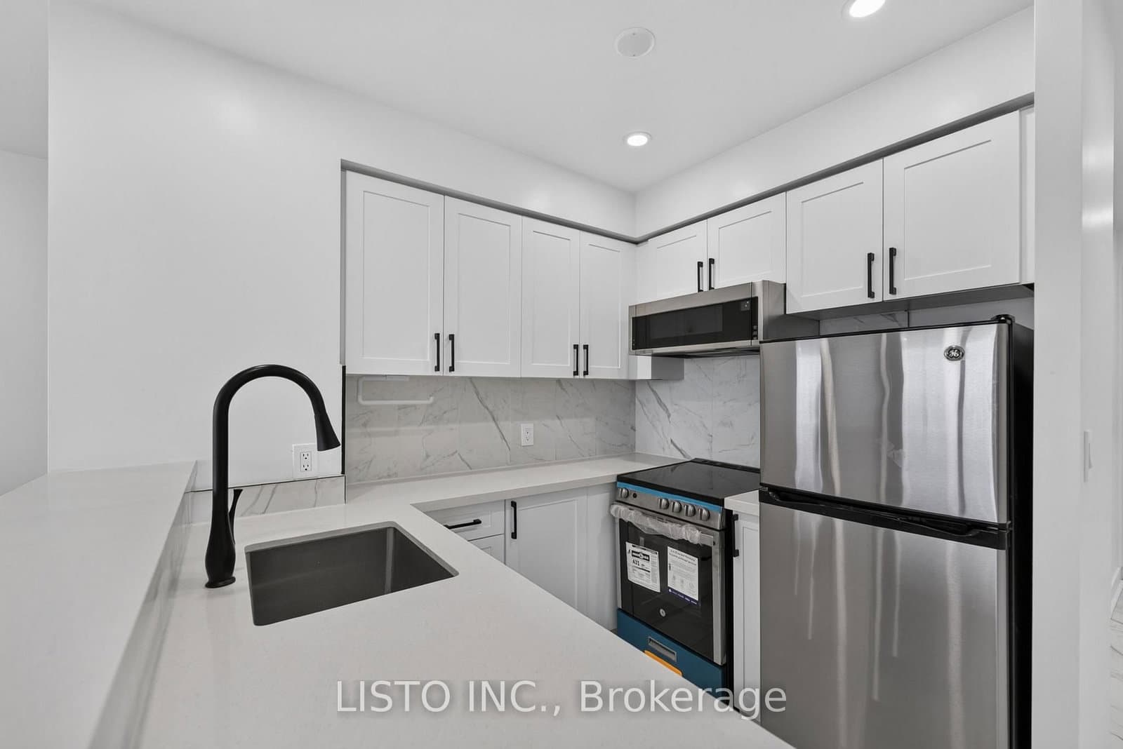 38 Lee Centre Drive, Unit 3515 thumbnail 11