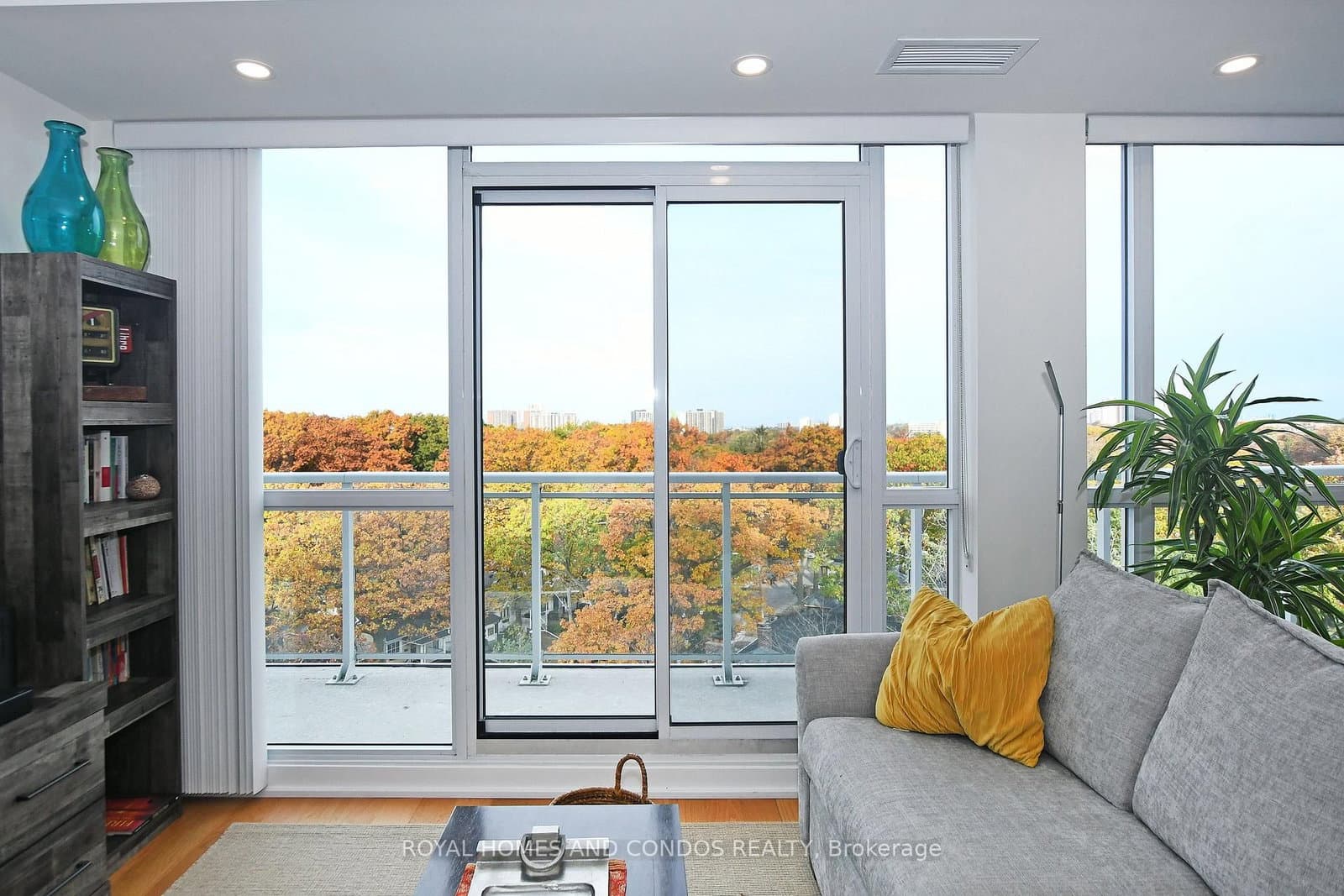 1350 Kingston Road, Unit 602 thumbnail 8
