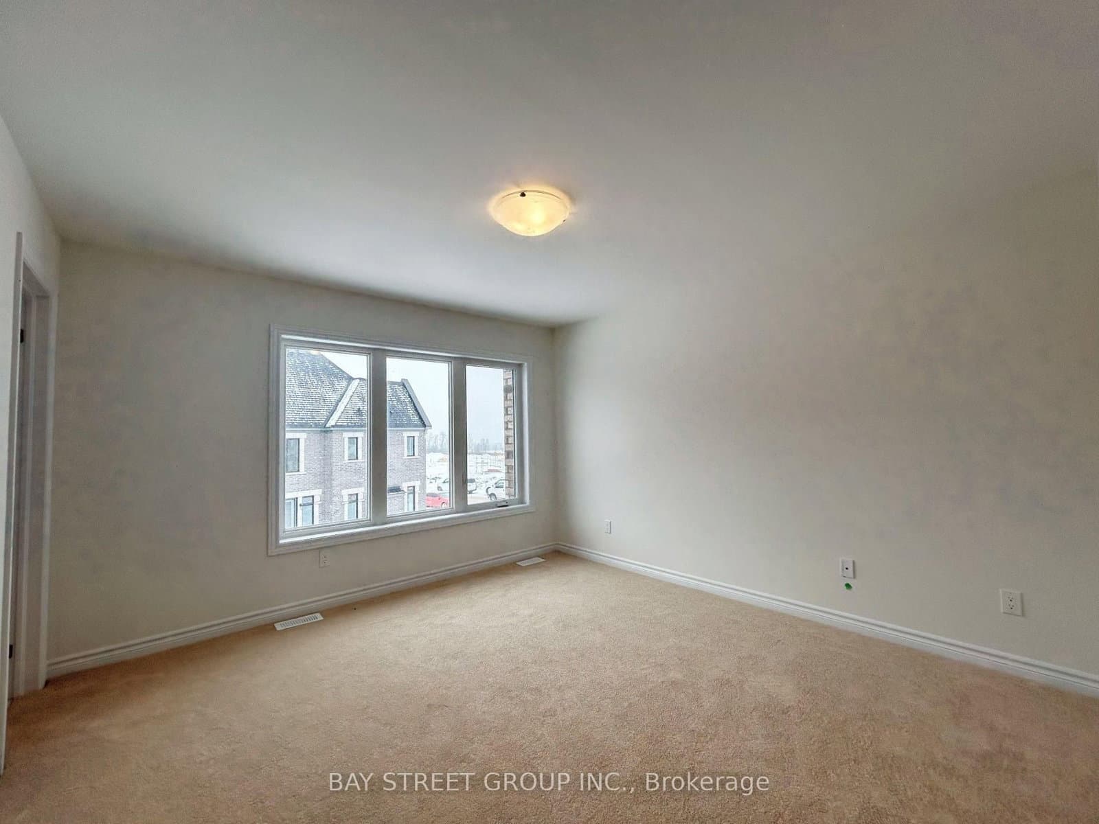 1130 Thompson Drive S thumbnail 11