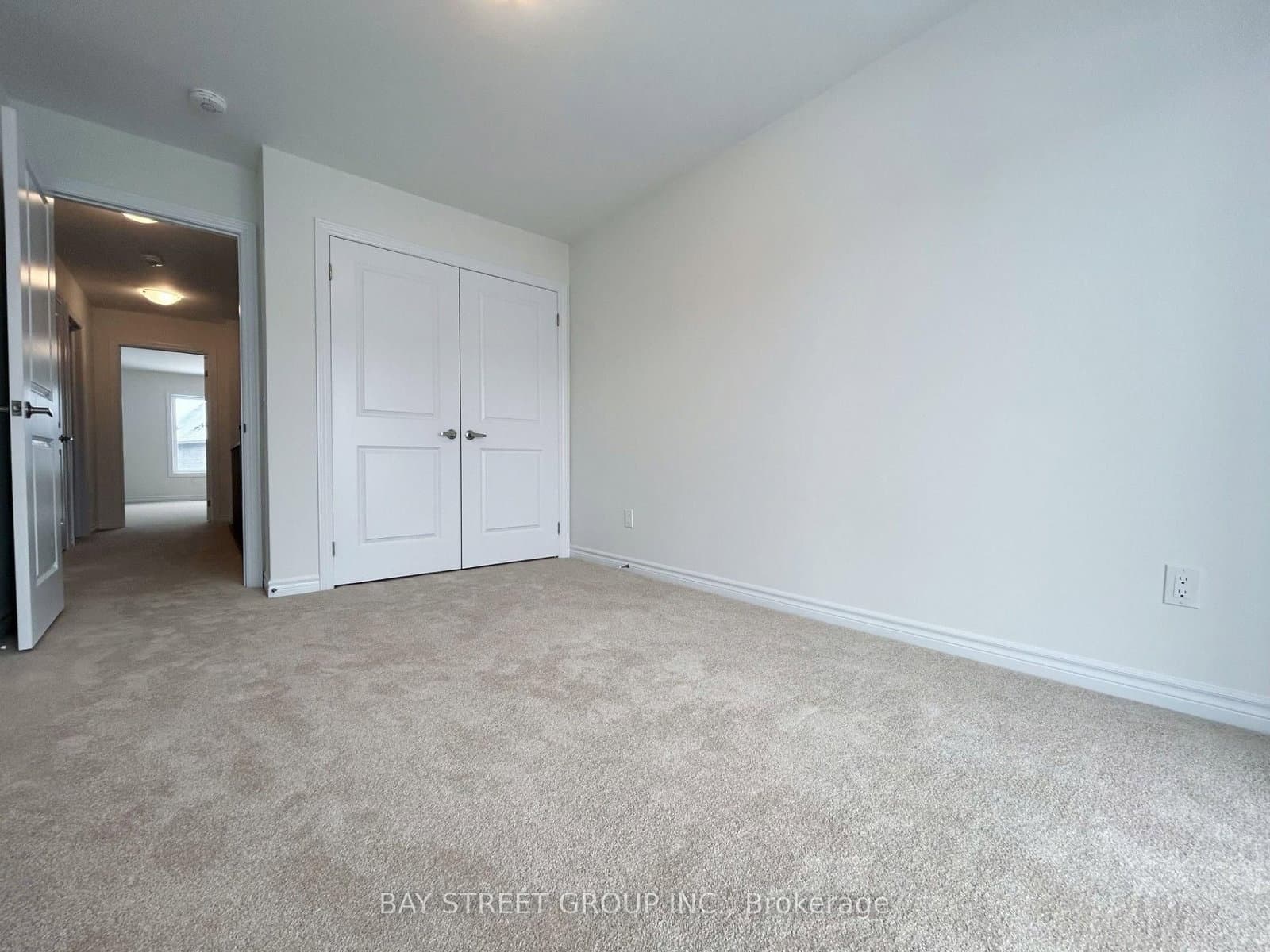 1130 Thompson Drive S thumbnail 12