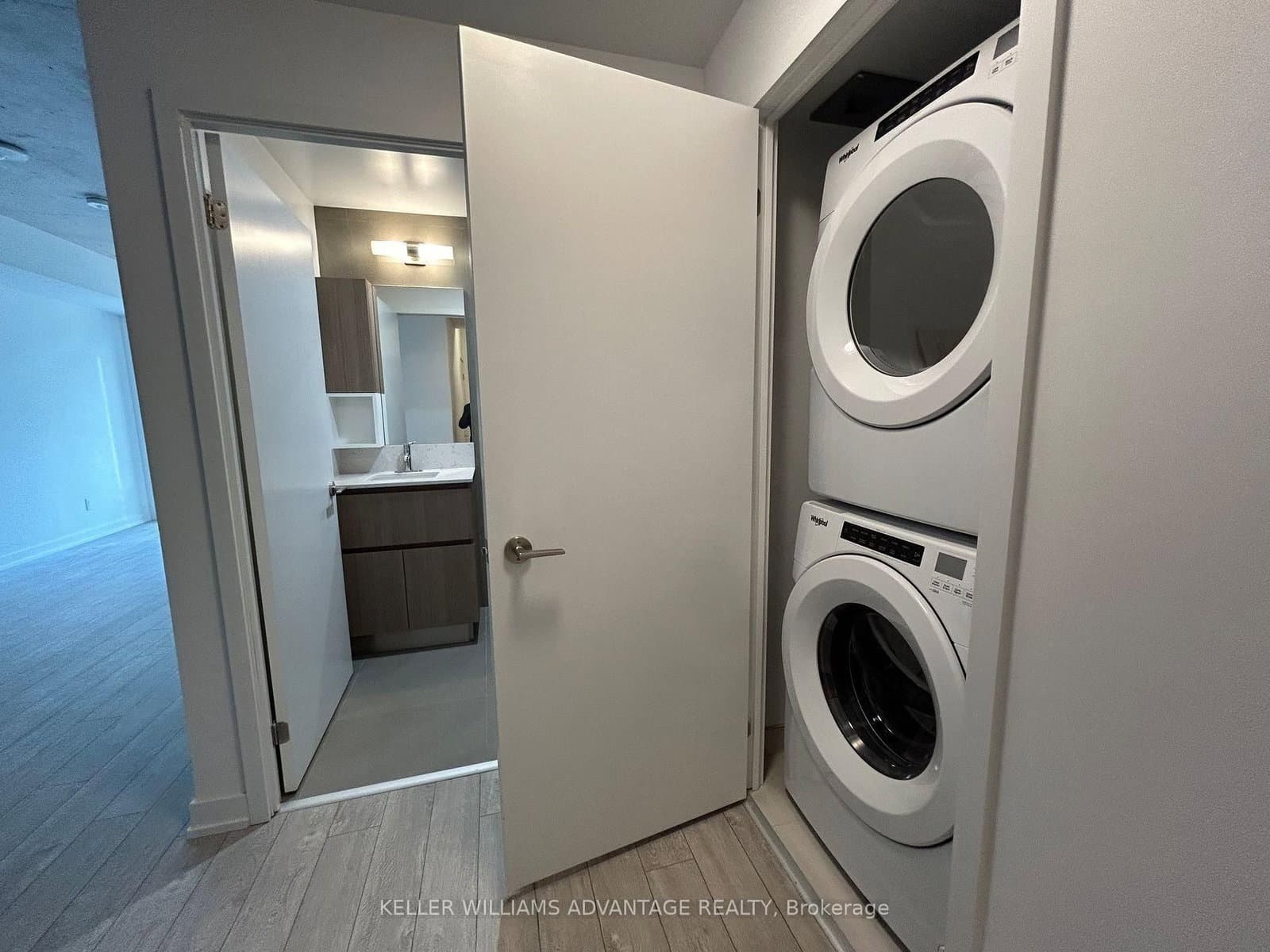 45 Baseball Place, Unit 407 thumbnail 6