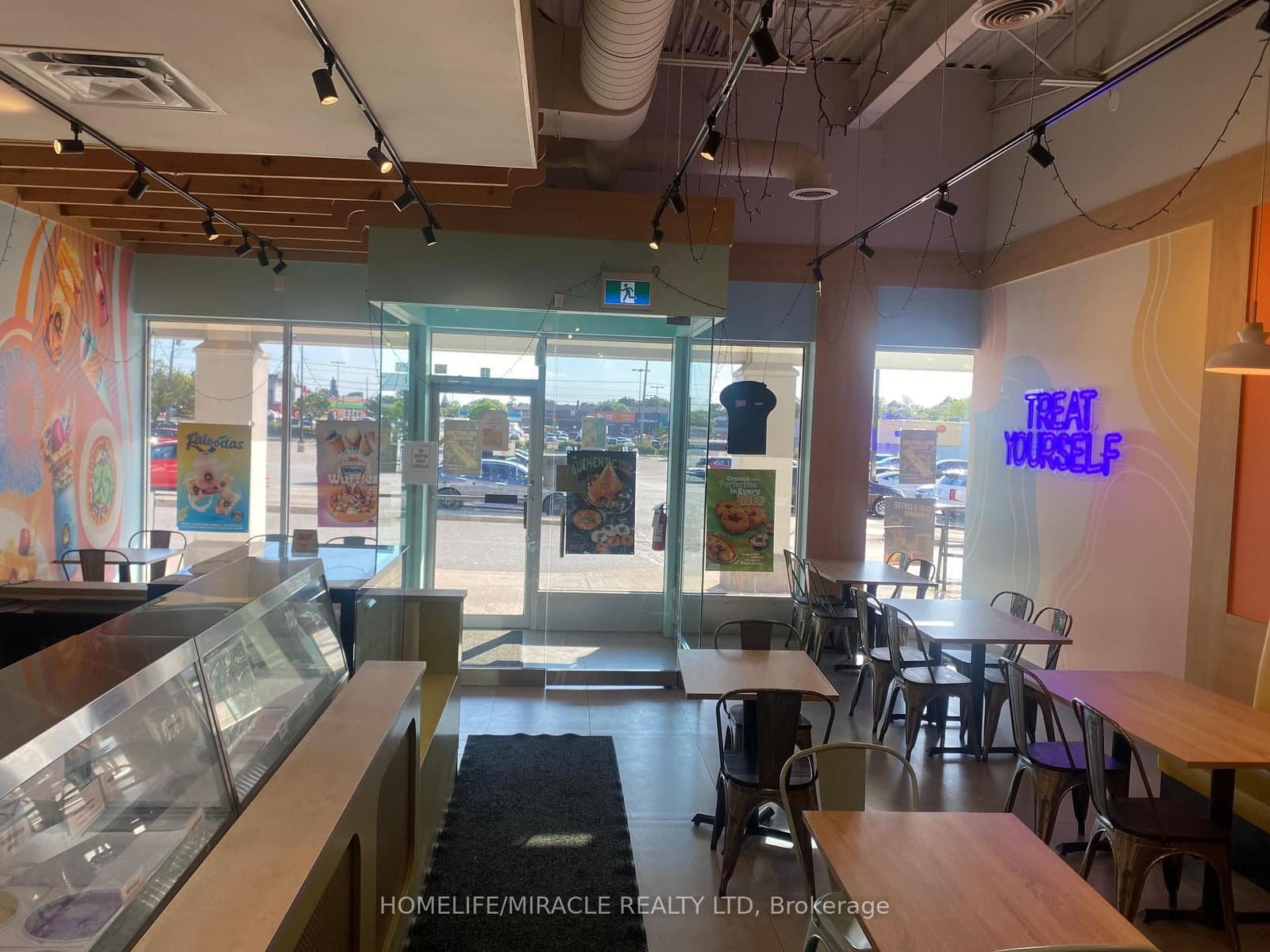 1414 King Street E, Unit 17 thumbnail 5