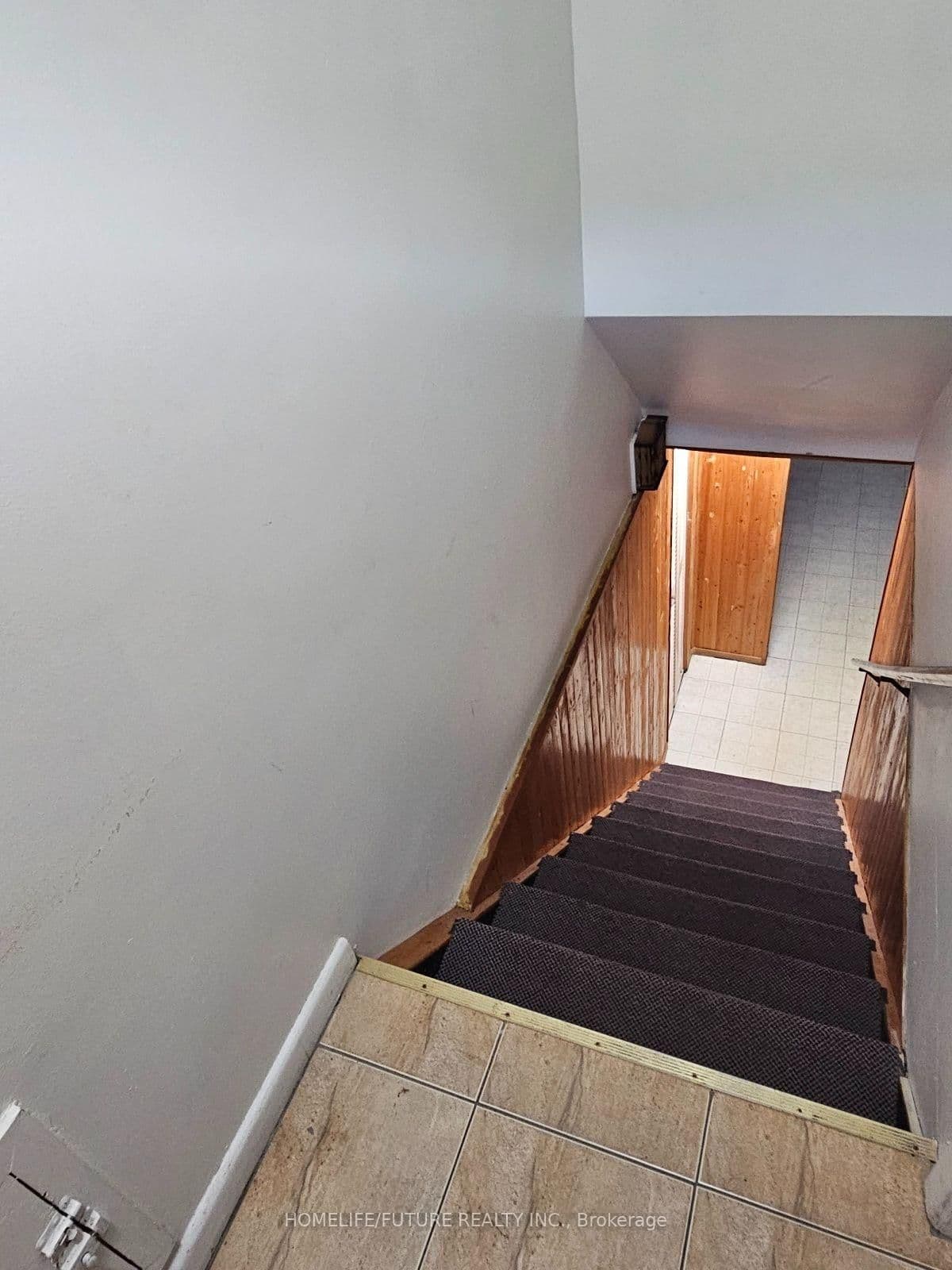 61 Hollyhedge Drive thumbnail 17