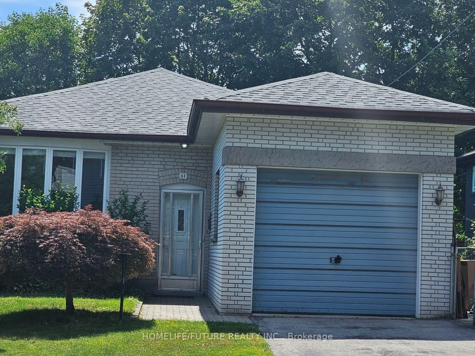 61 Hollyhedge Drive thumbnail 2