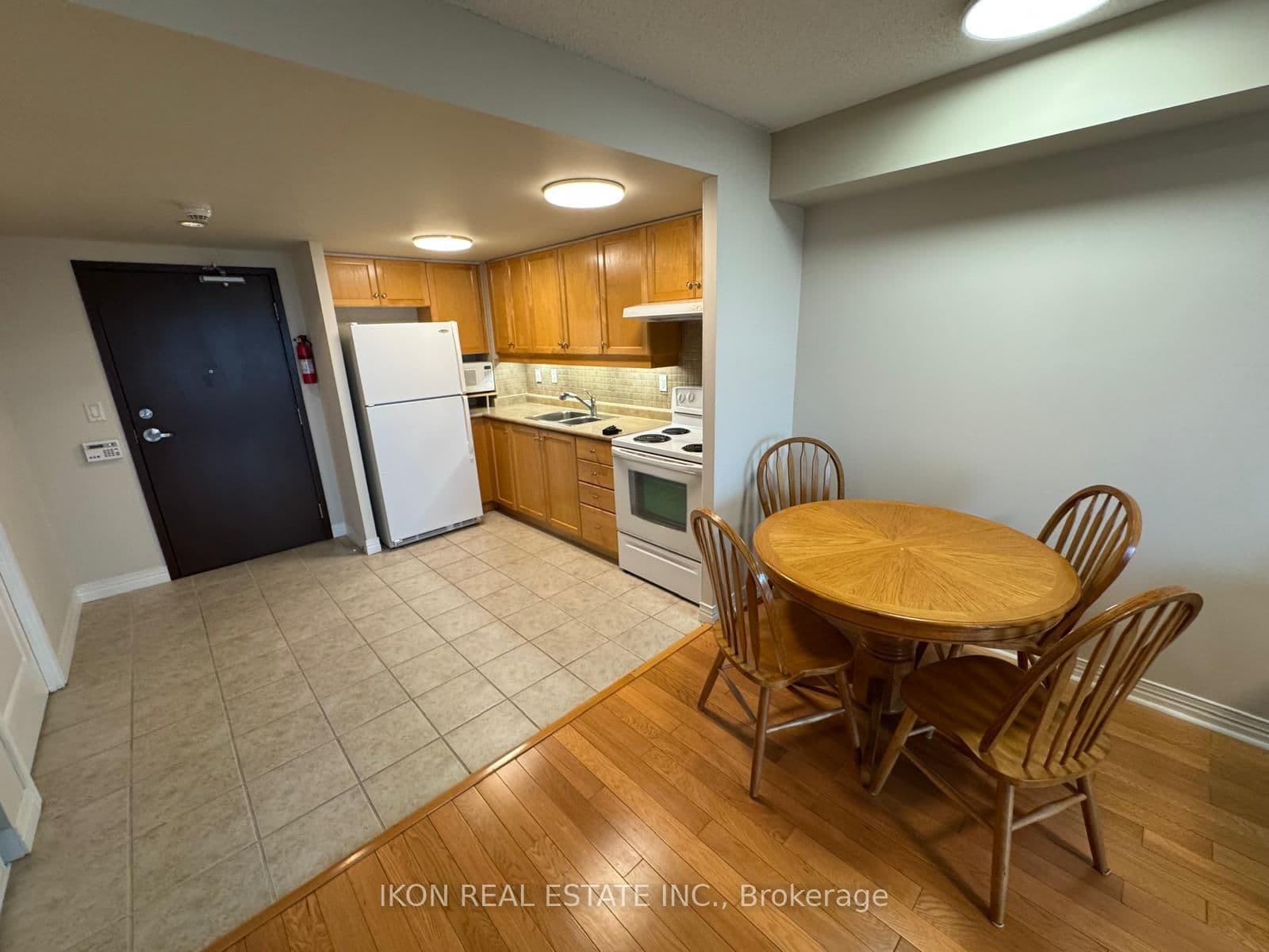 100 Scottfield Drive, Unit 615 thumbnail 10