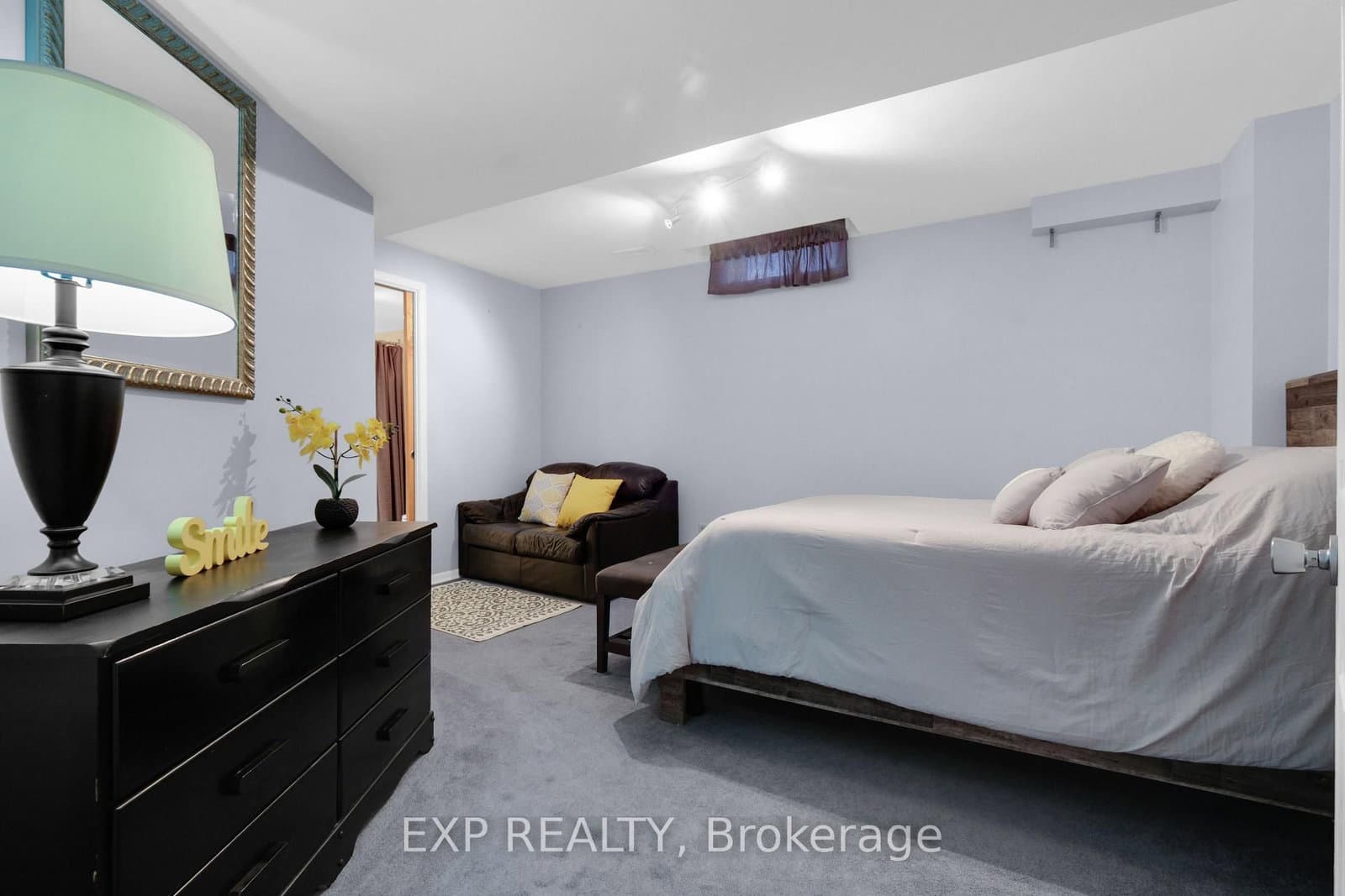 548 Ormond Drive thumbnail 22