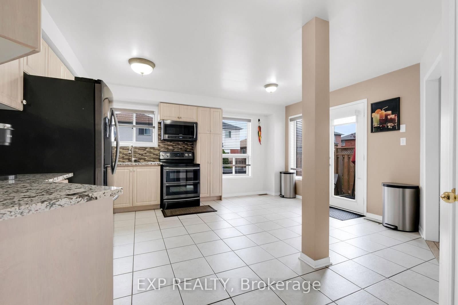 548 Ormond Drive thumbnail 6
