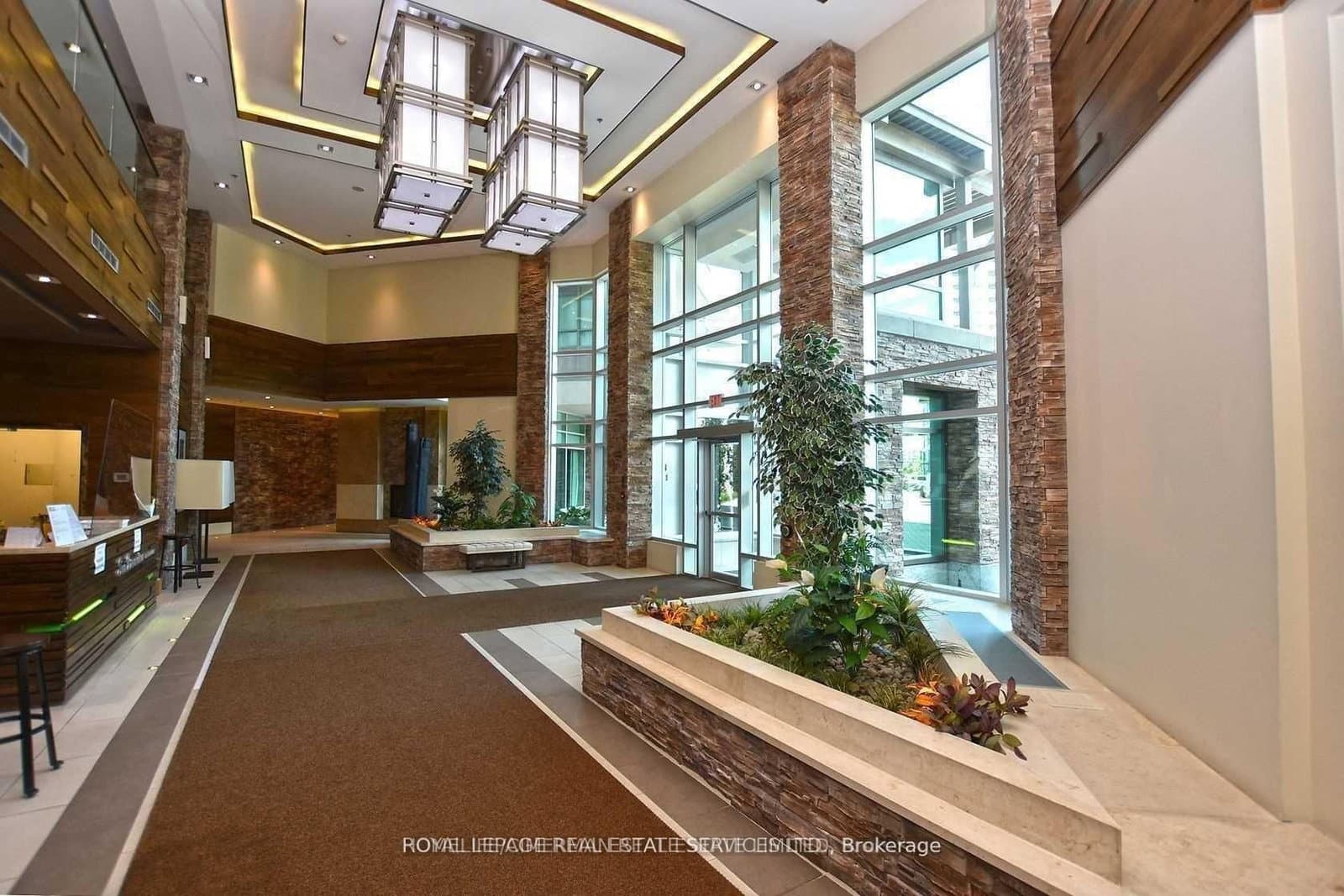 1235 Bayly Street, Unit 1313 thumbnail 9