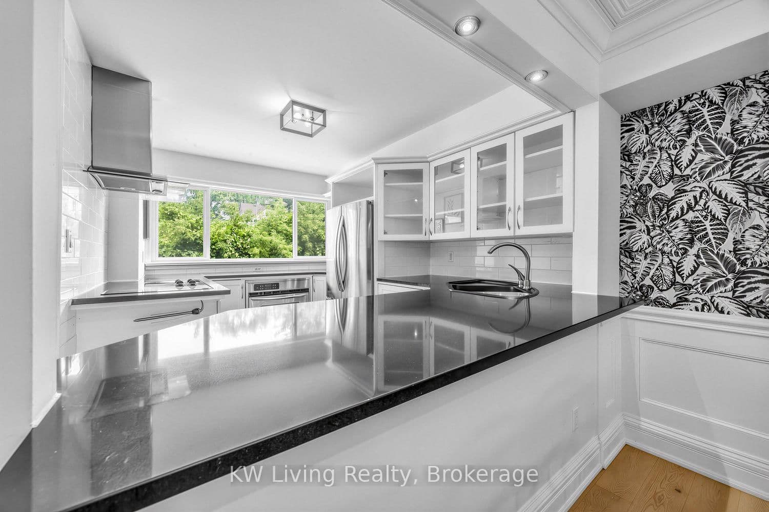 155 Woodbine Avenue, Unit TH7 thumbnail 7