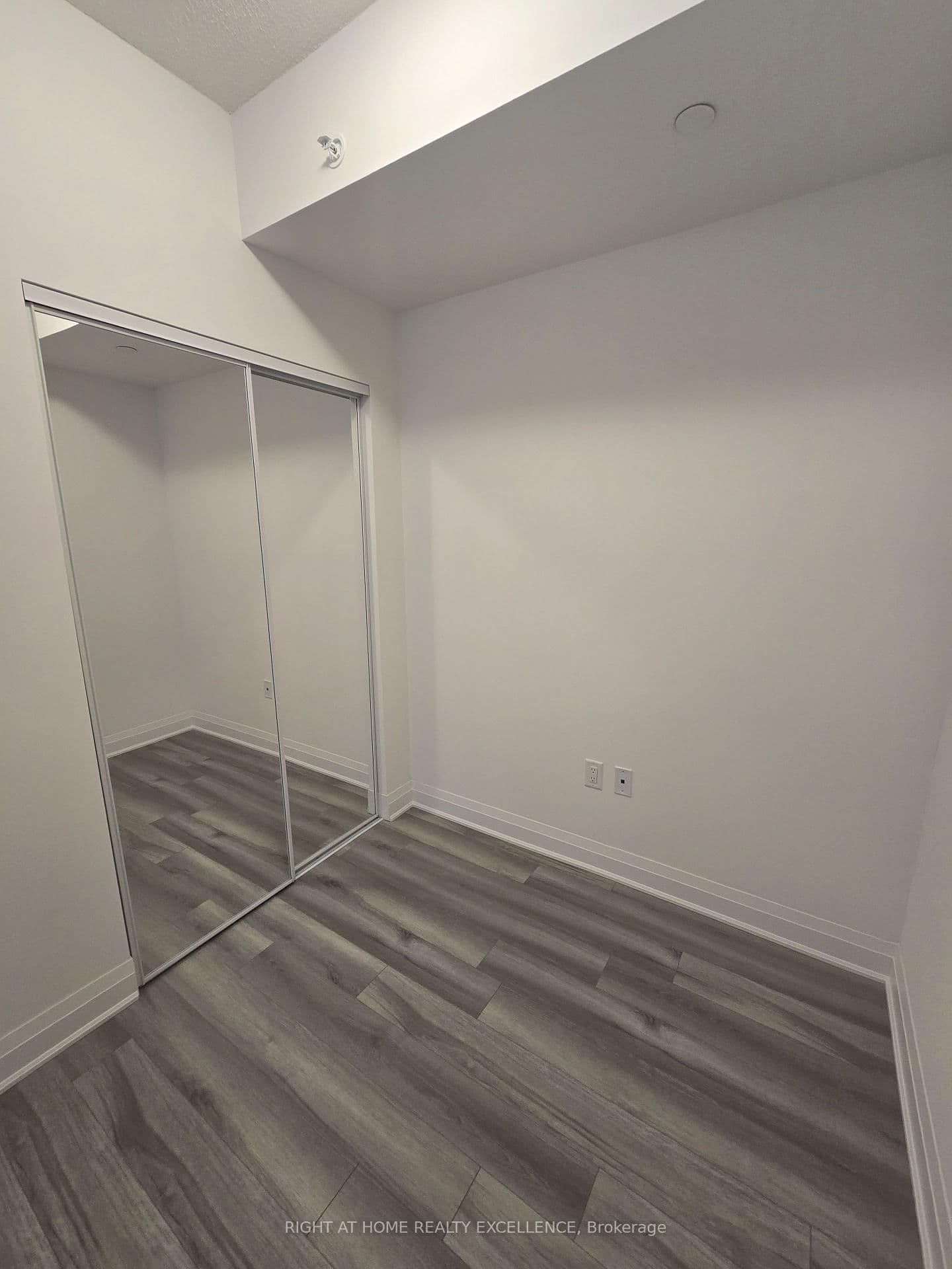 3220 Sheppard Avenue E, Unit 520 thumbnail 38