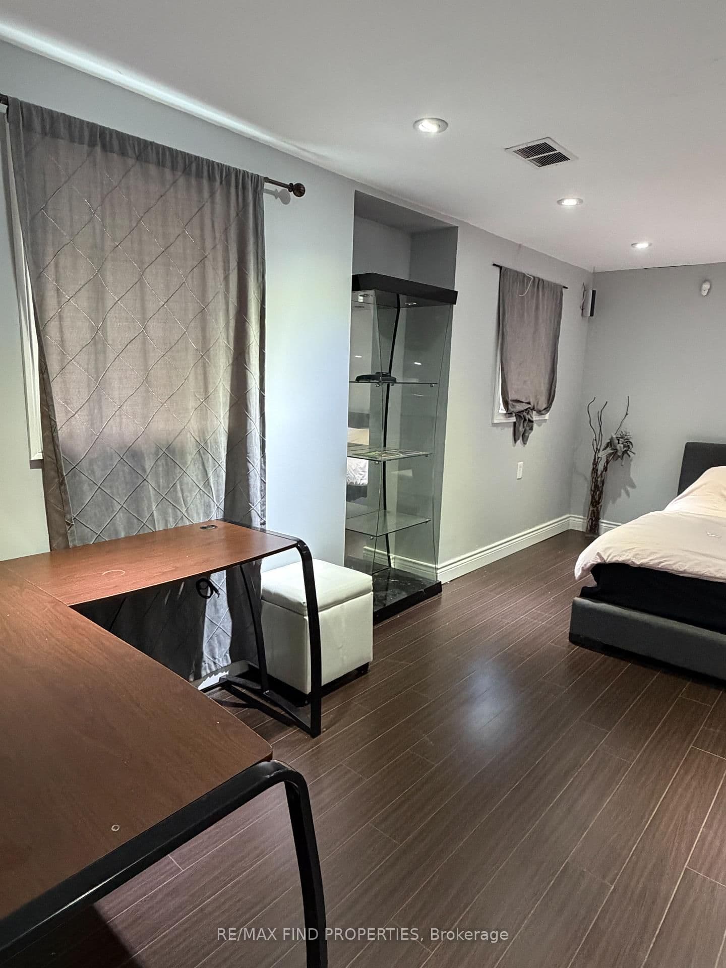 85 Gillett Drive, Unit Lower thumbnail 8