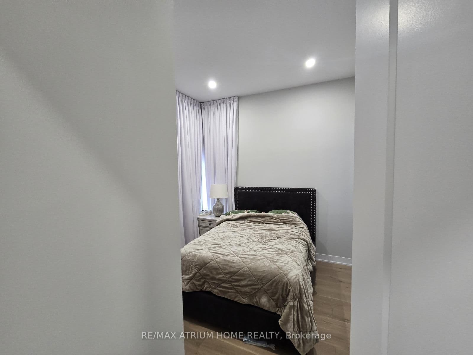 5 Norbury Crescent thumbnail 18