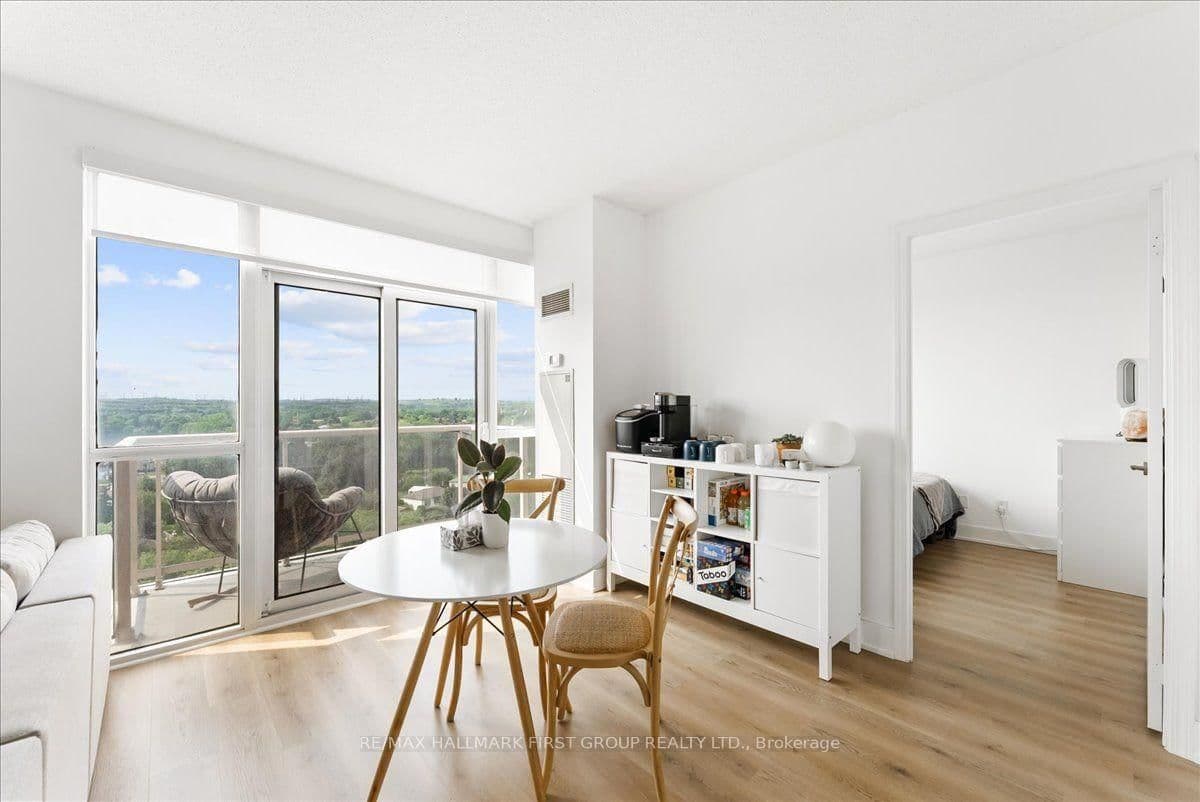 1200 The Esplanade Road N, Unit 1103 thumbnail 16