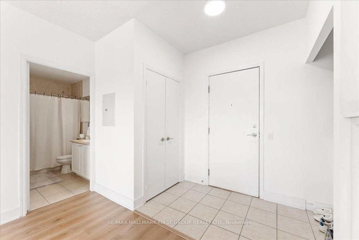 1200 The Esplanade Road N, Unit 1103 thumbnail 5