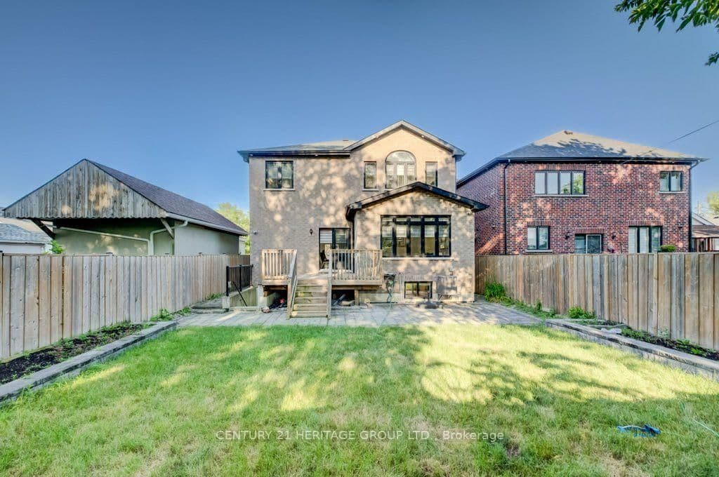 287 Kennedy Road thumbnail 44