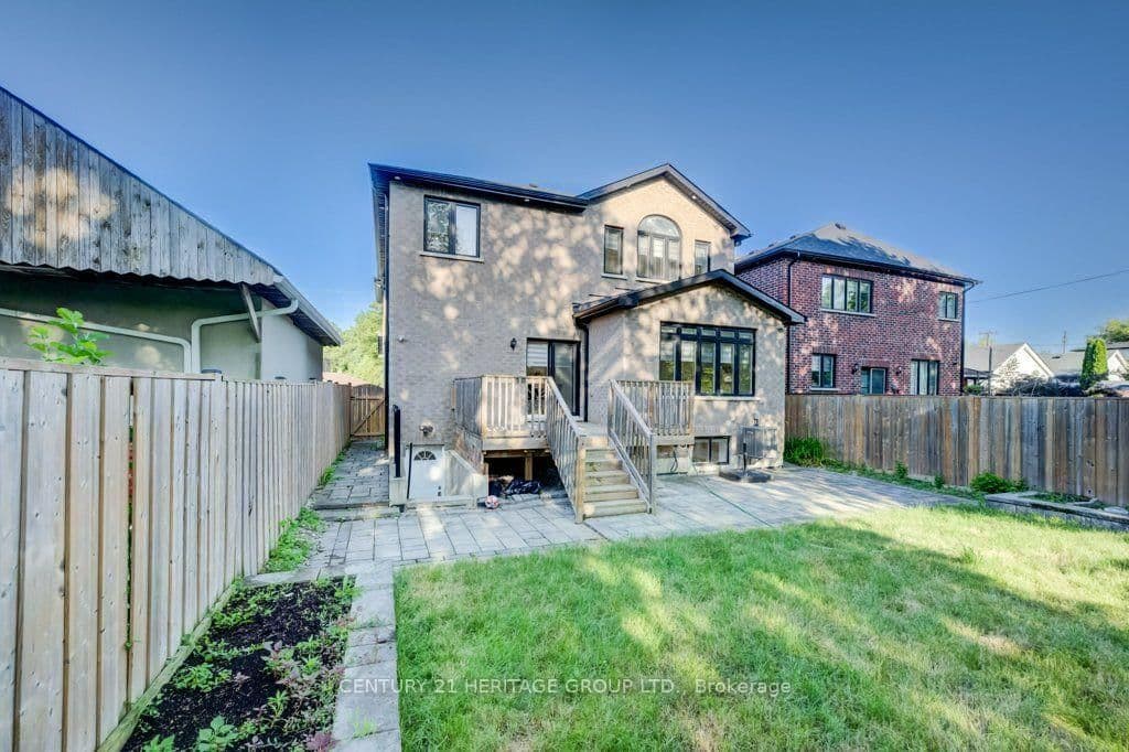 287 Kennedy Road thumbnail 45
