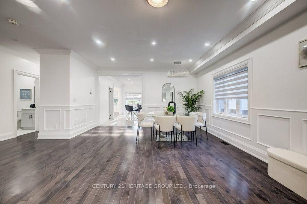287 Kennedy Road thumbnail 5