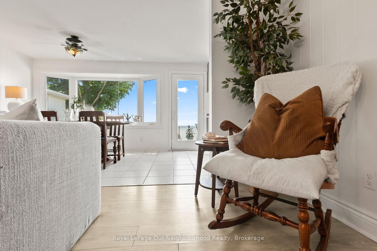 70 East Beach Road thumbnail 19