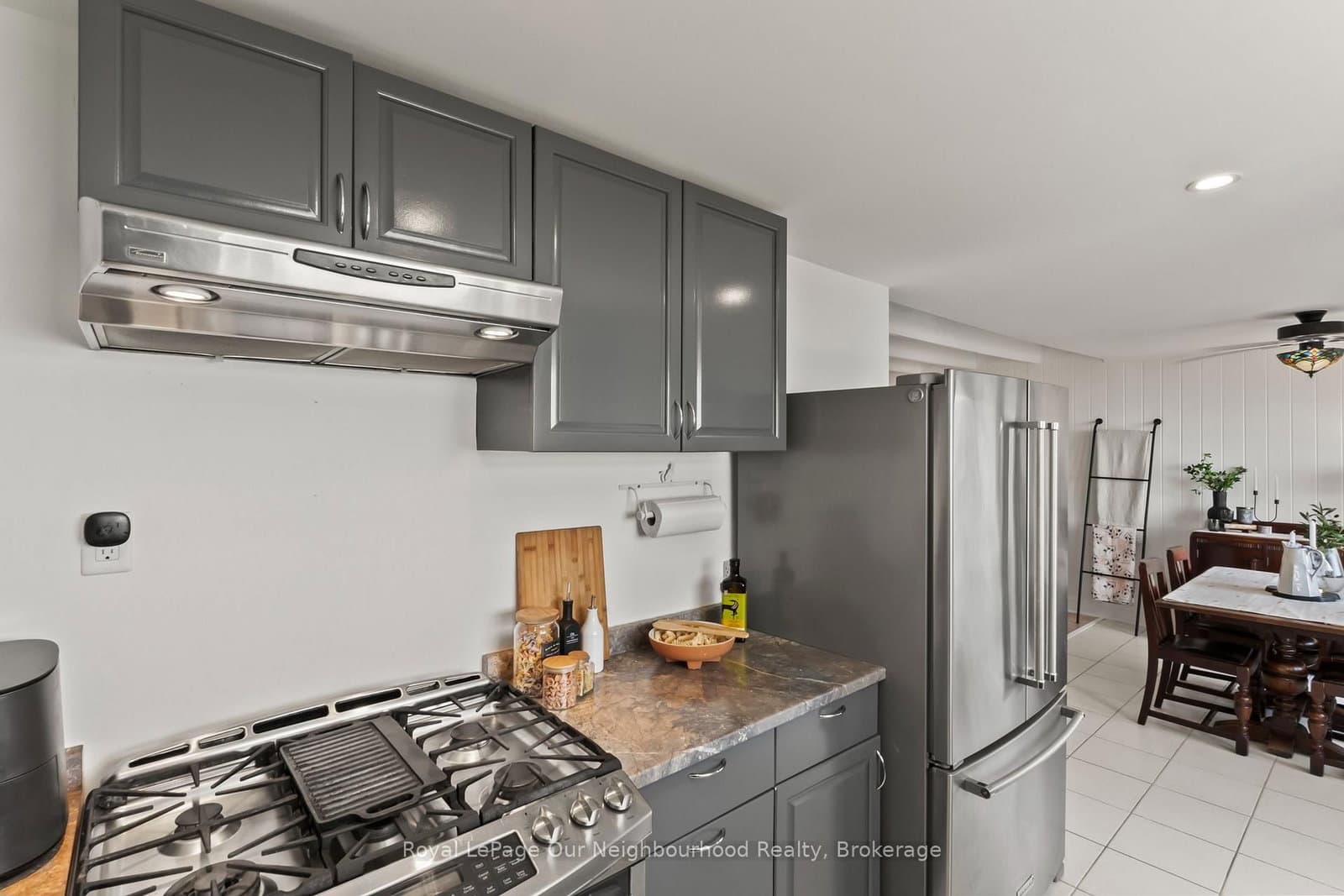 70 East Beach Road thumbnail 23