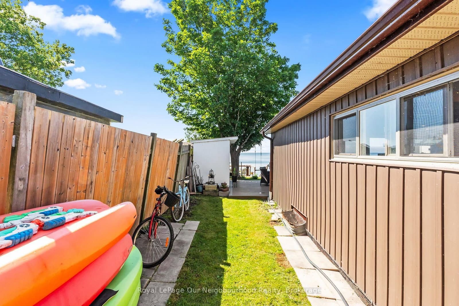 70 East Beach Road thumbnail 41
