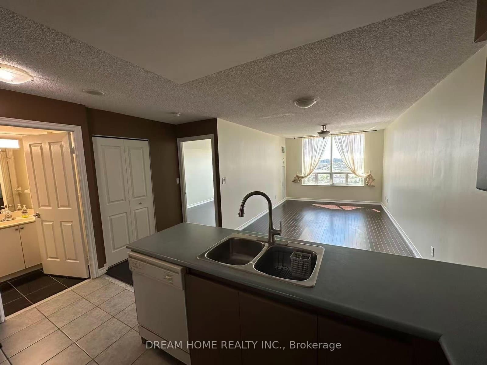 68 Corporate Drive, Unit 2323 thumbnail 3