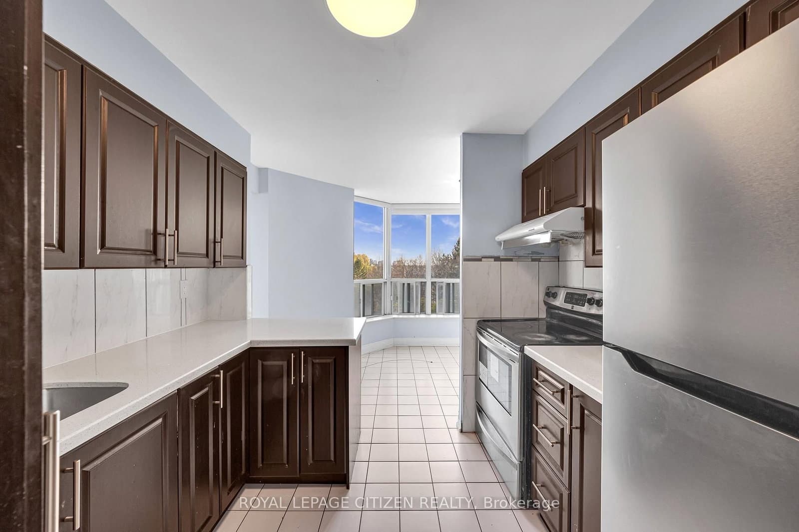 410 McLevin Avenue, Unit 509 thumbnail 19