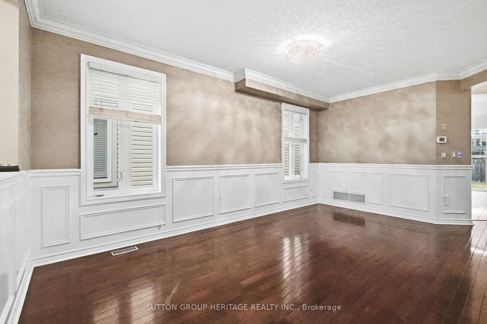 16 Shrewsbury Drive thumbnail 4