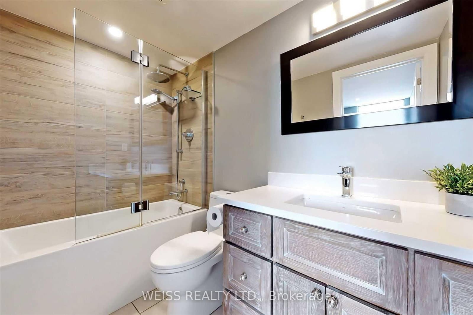 1530 Pickering Parkway, Unit 501 thumbnail 13