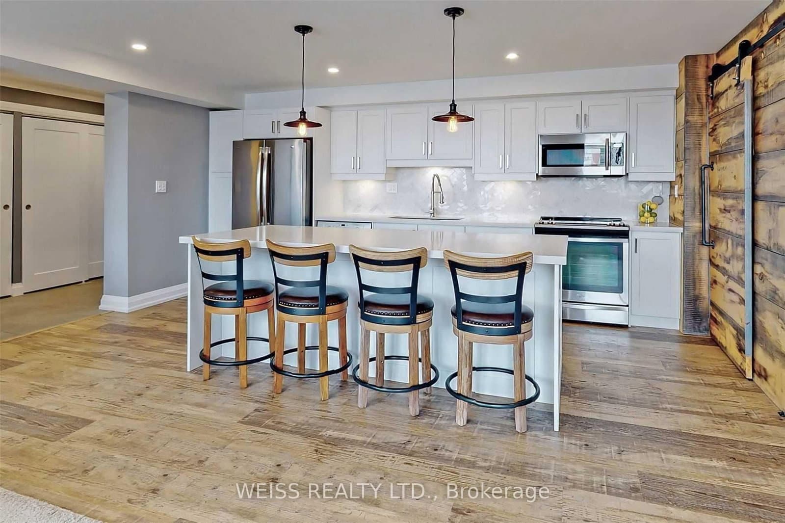 1530 Pickering Parkway, Unit 501 thumbnail 6