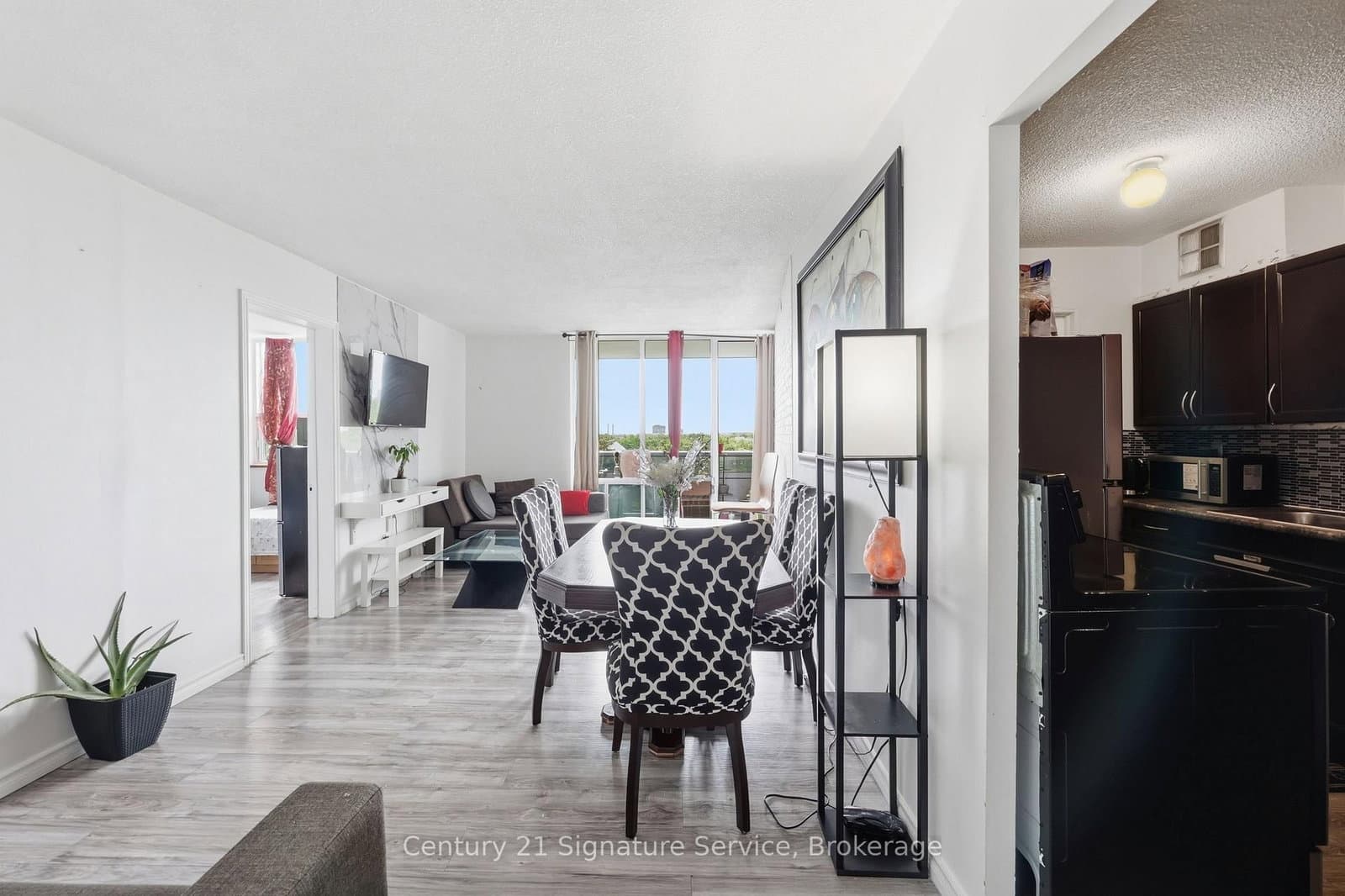 1250 Bridletowne Circle, Unit 610 thumbnail 6
