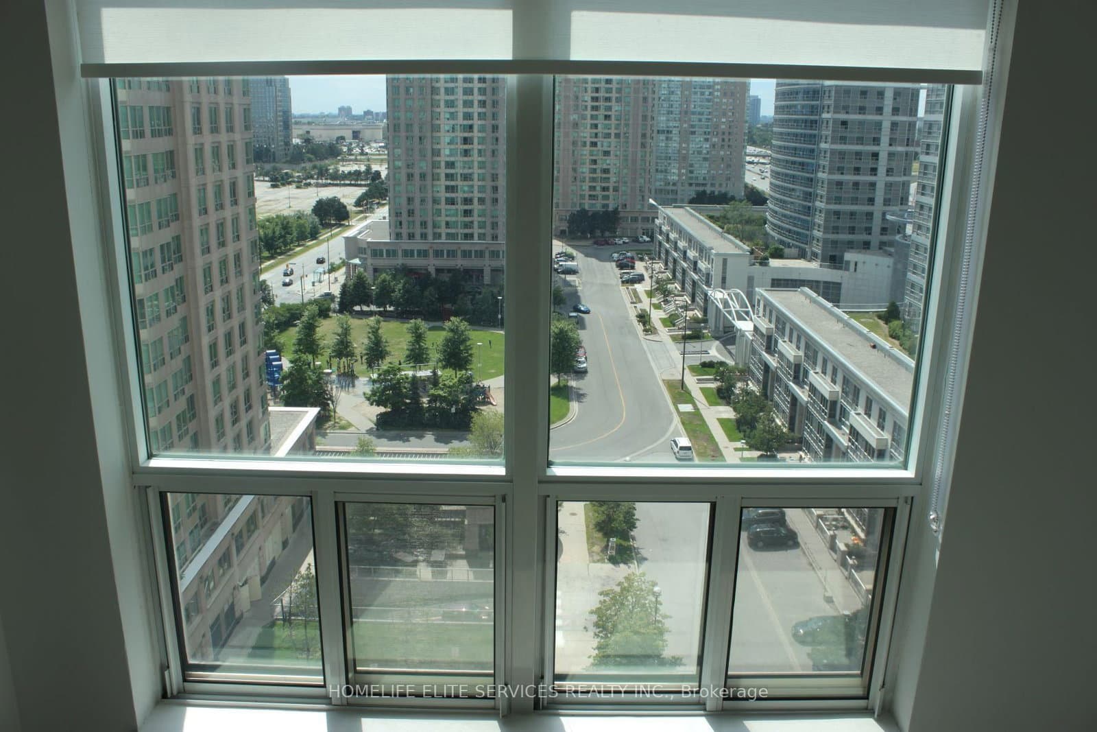 11 Lee Centre Drive, Unit 1615 thumbnail 9