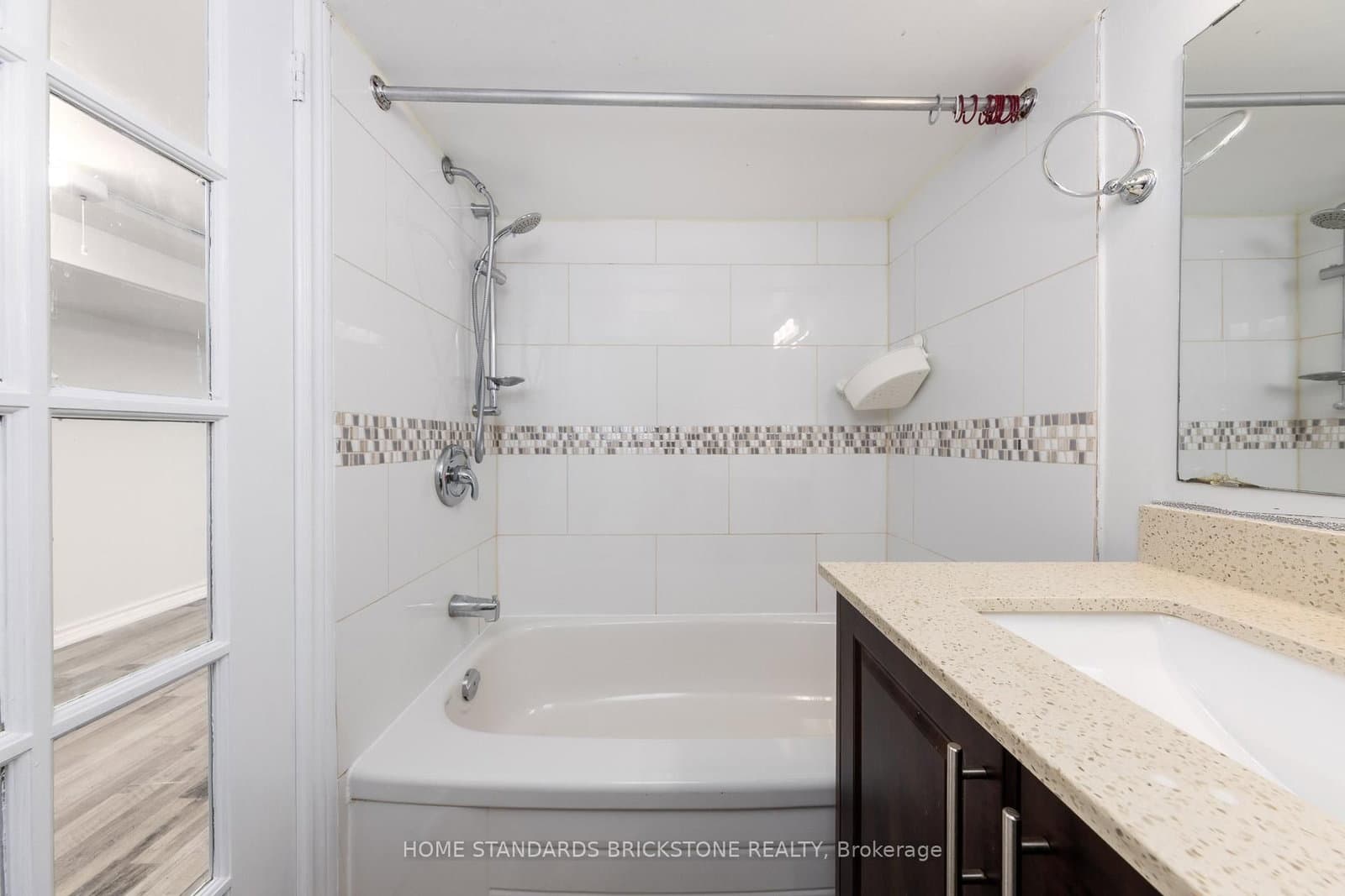 792 Pape Avenue, Unit Lower thumbnail 14