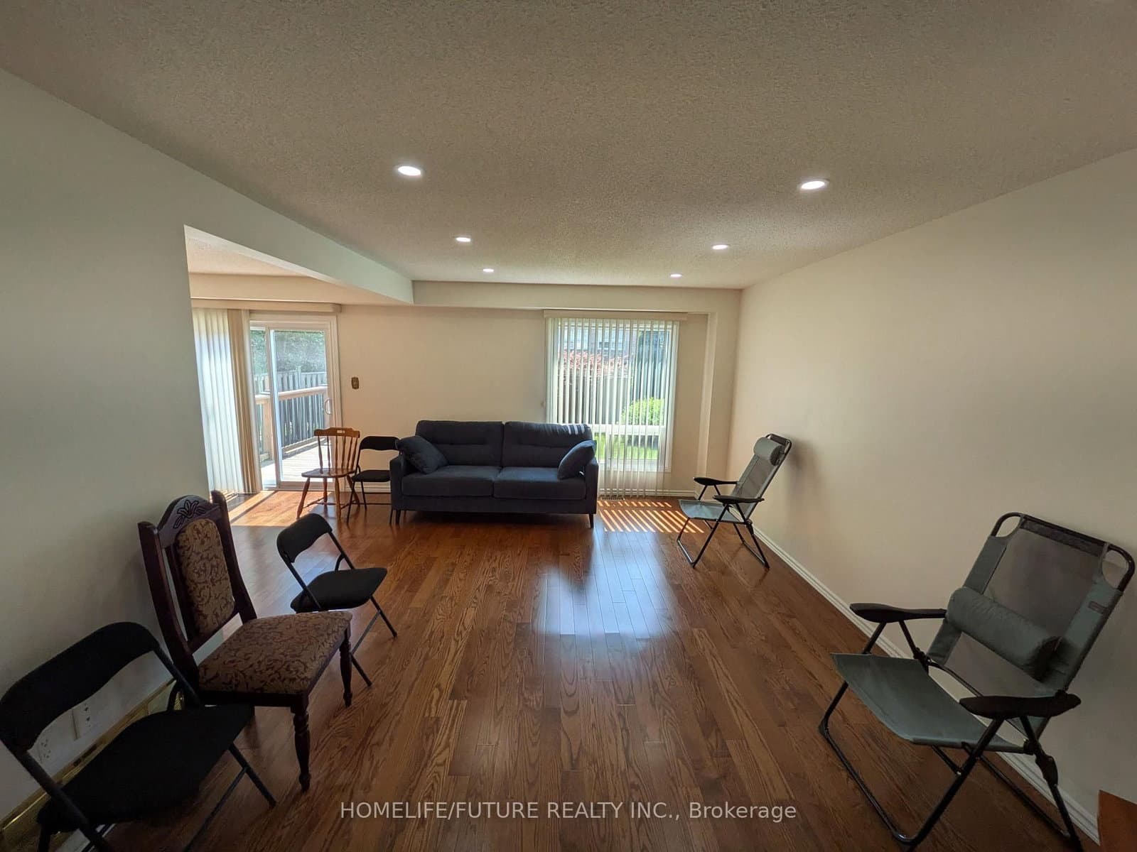 40 Longstaff Drive thumbnail 4