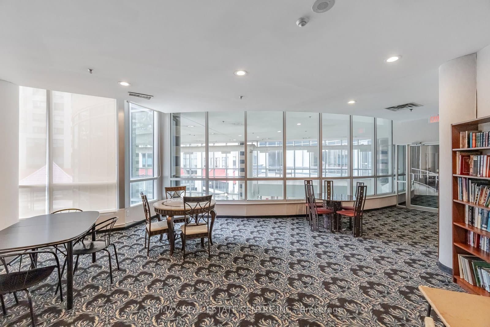 1470 Midland Avenue, Unit 718 thumbnail 40