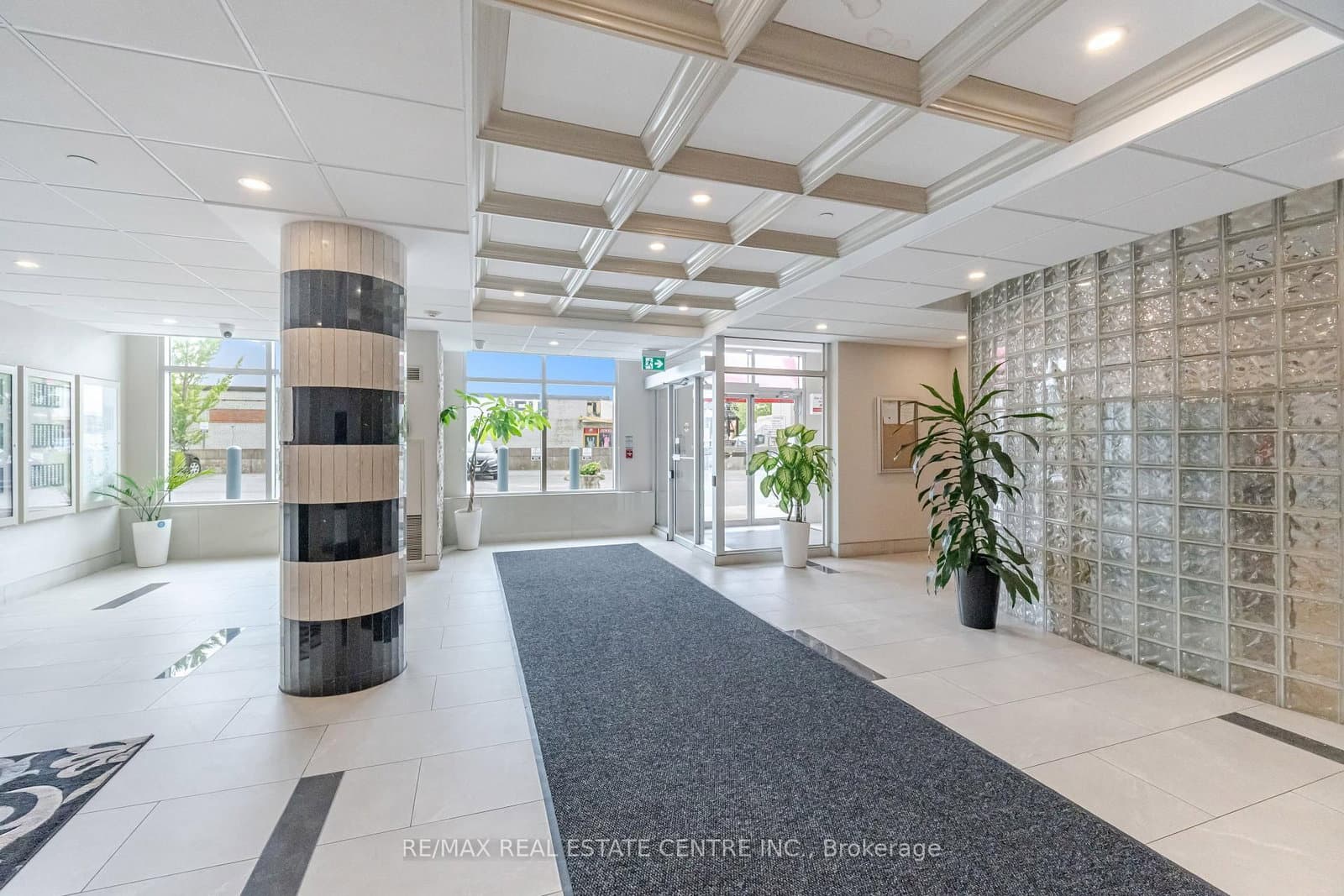 1470 Midland Avenue, Unit 718 thumbnail 41