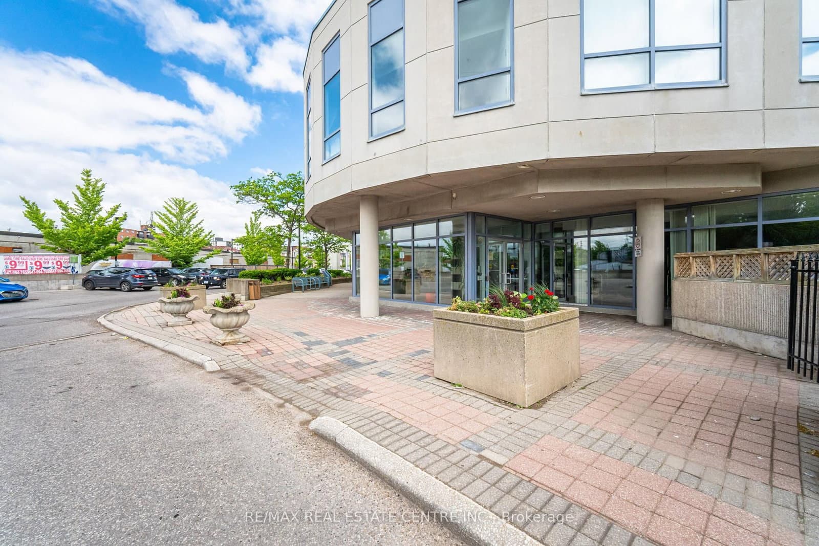 1470 Midland Avenue, Unit 718 thumbnail 44