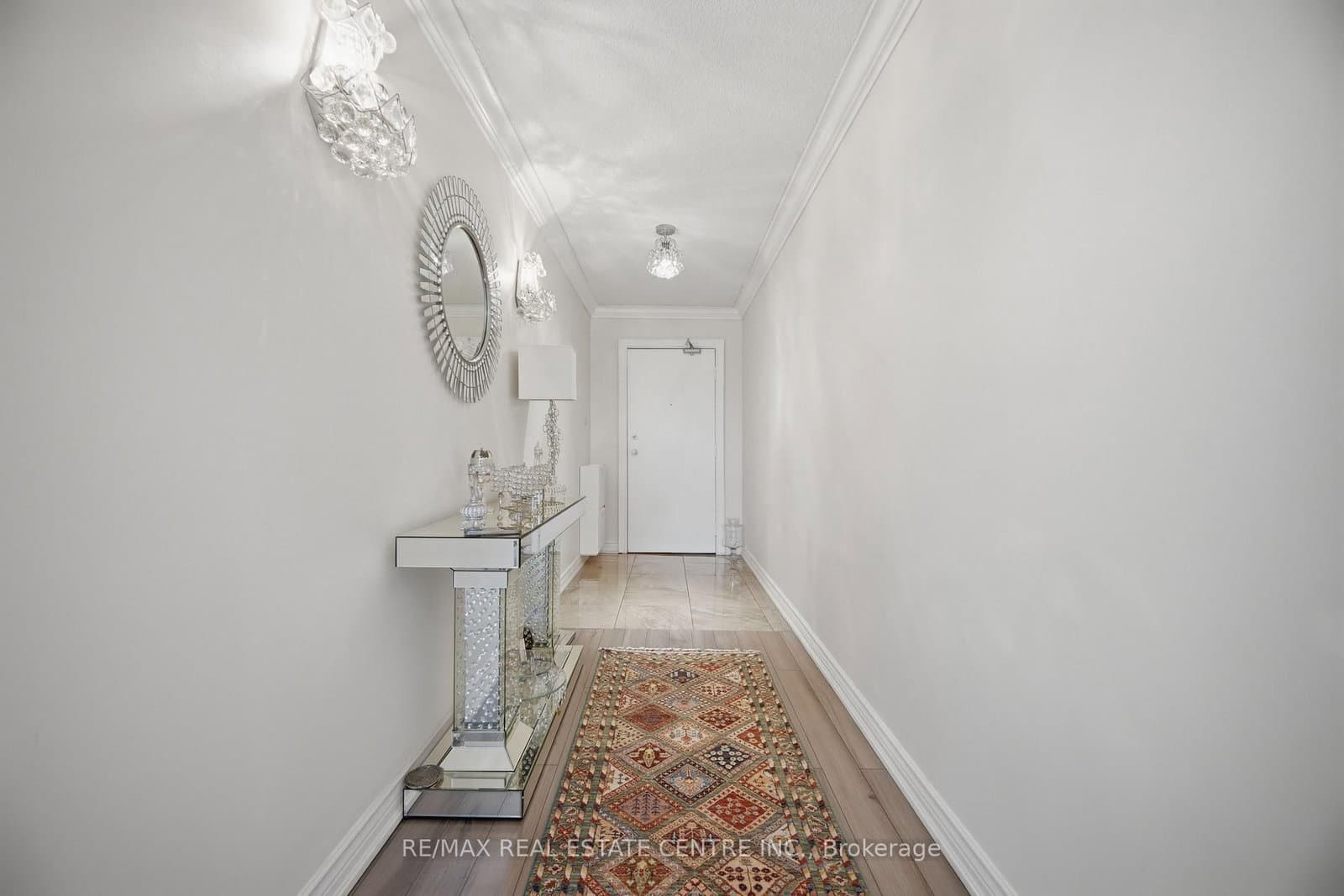 1470 Midland Avenue, Unit 718 thumbnail 5