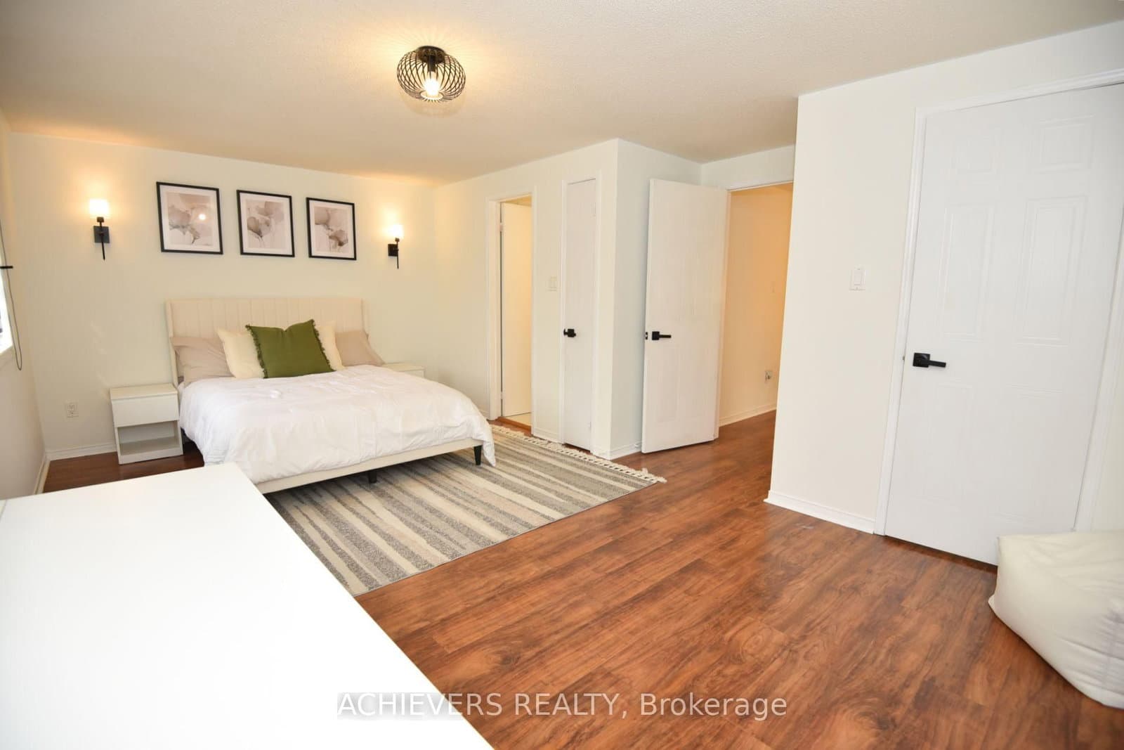 19 Mccullock Crescent thumbnail 24