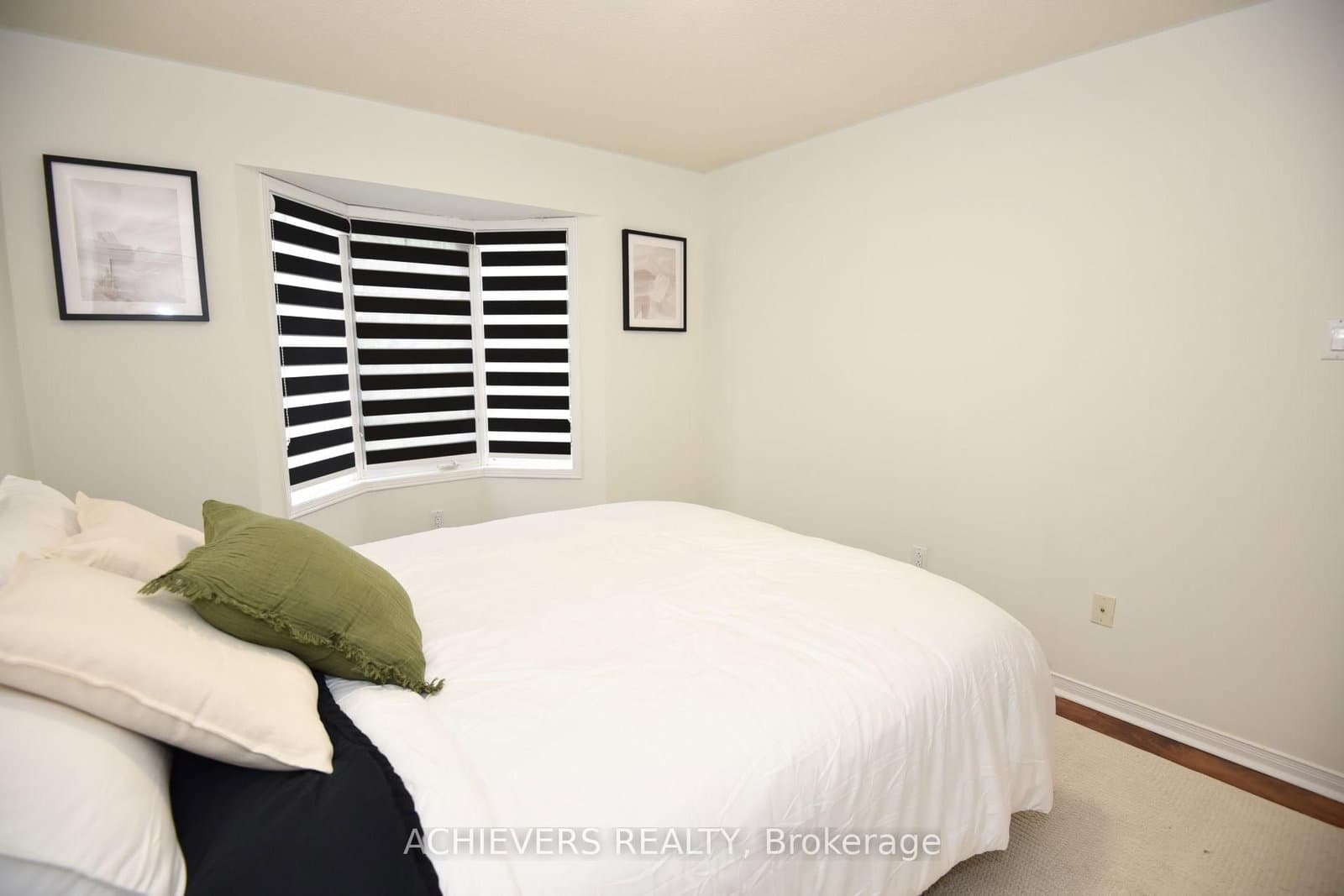 19 Mccullock Crescent thumbnail 36