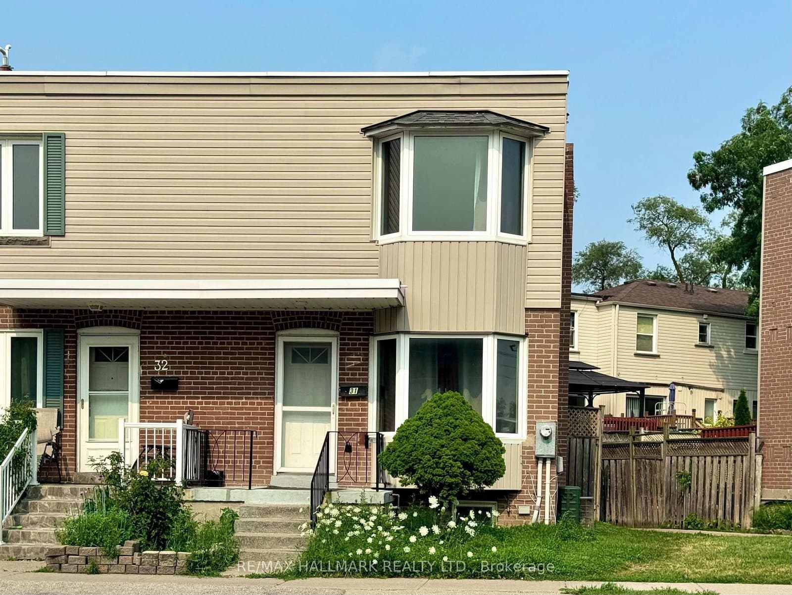 740 Kennedy Road, Unit 31 thumbnail 2