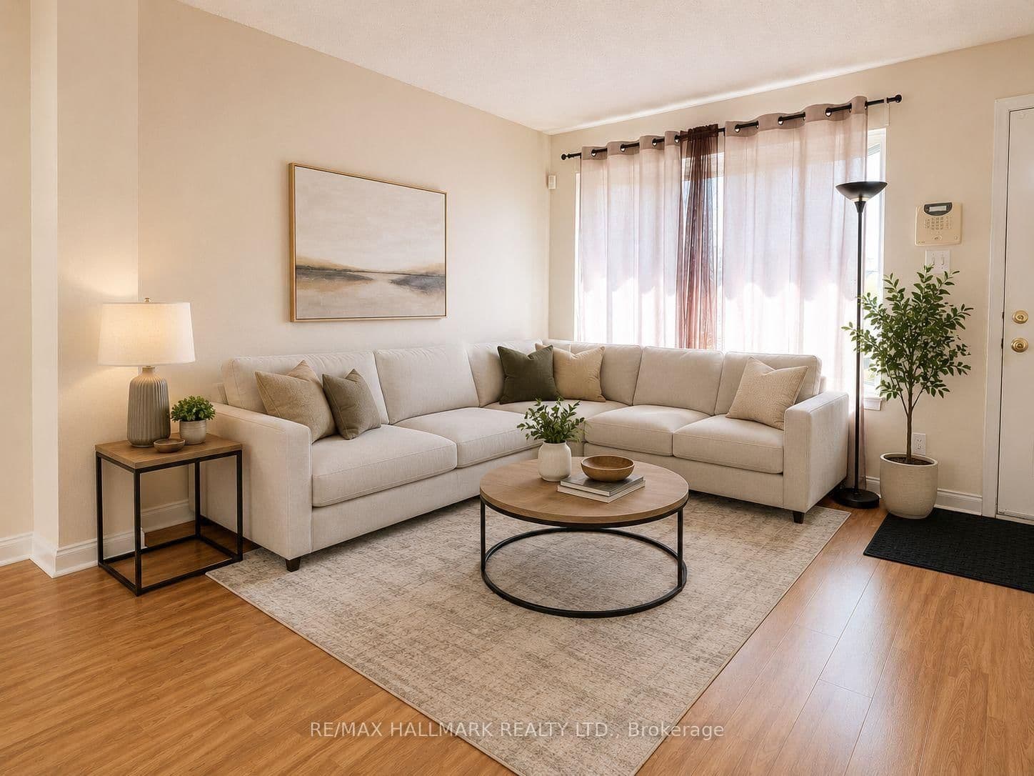 740 Kennedy Road, Unit 31 thumbnail 4