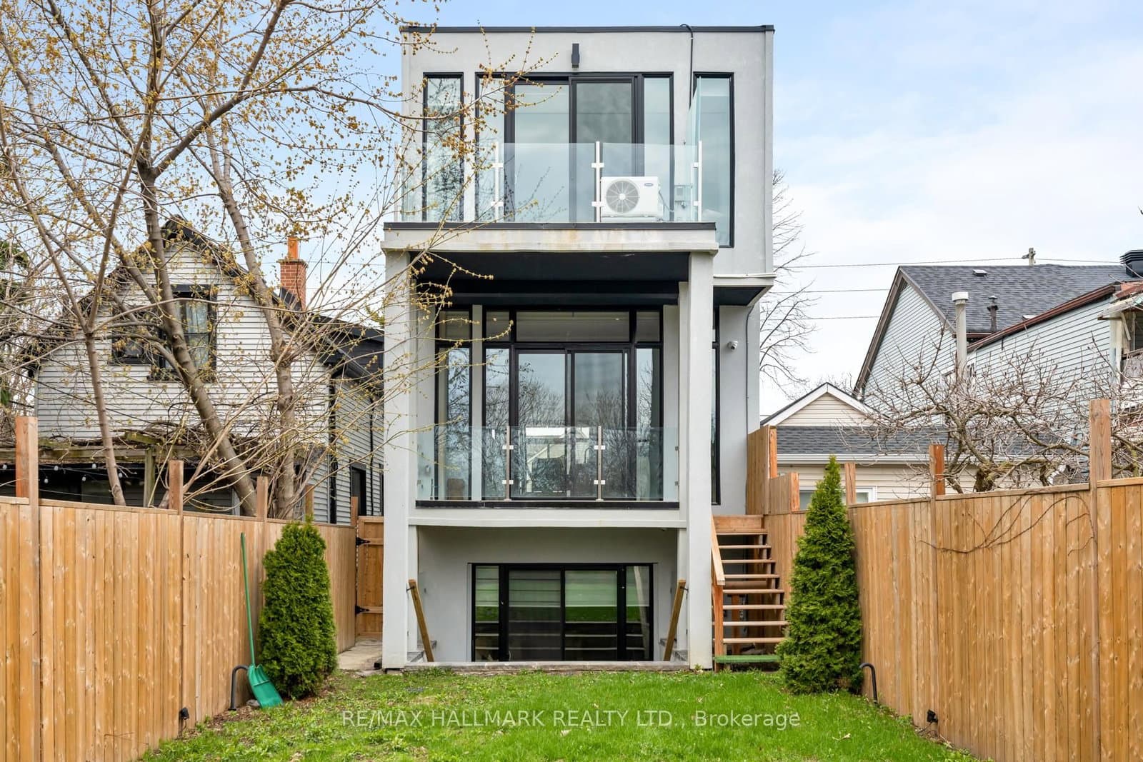 167 Sammon Avenue thumbnail 43