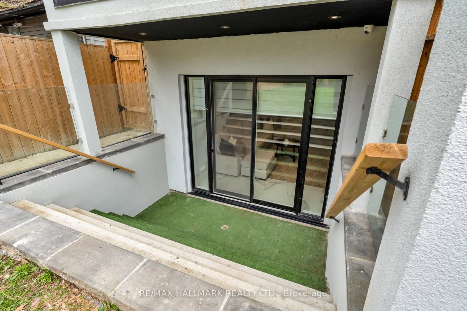 167 Sammon Avenue thumbnail 44