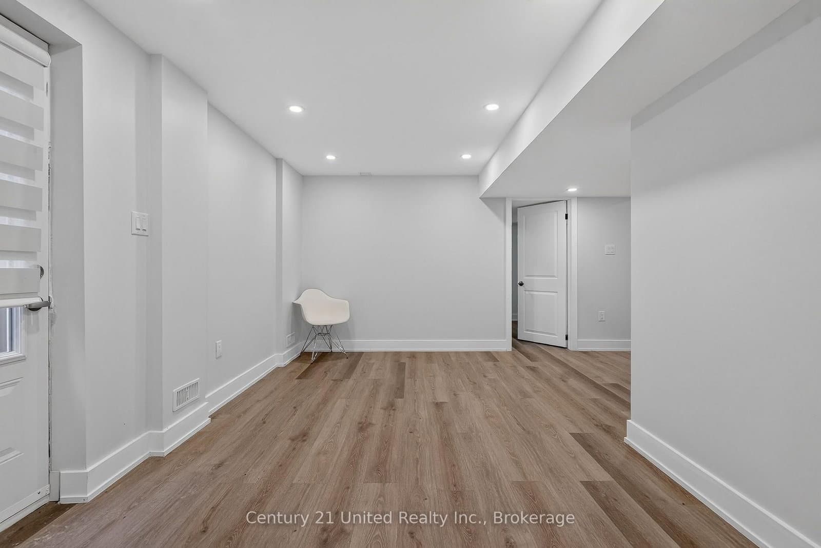 1040 Suddard Avenue, Unit 2 (lower level) thumbnail 10