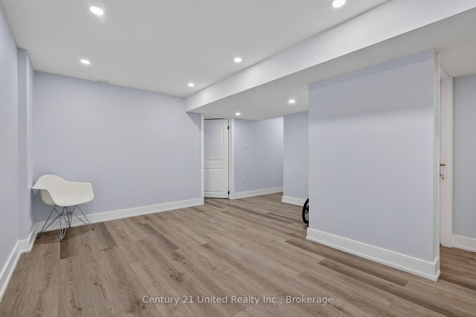1040 Suddard Avenue, Unit 2 (lower level) thumbnail 12