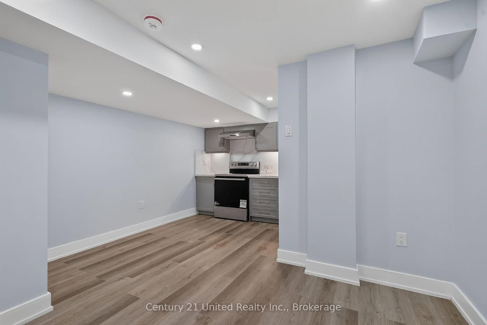 1040 Suddard Avenue, Unit 2 (lower level) thumbnail 15