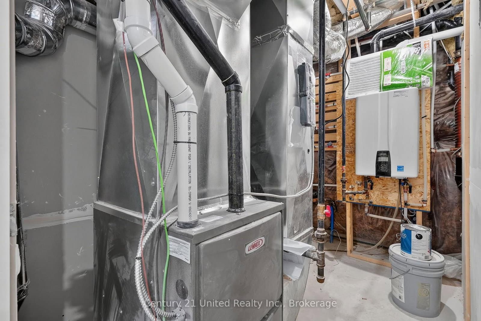 1040 Suddard Avenue, Unit 2 (lower level) thumbnail 31
